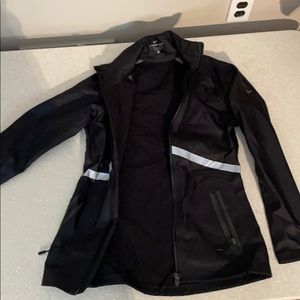 Women’s XS black Nike storm fit golf jacket